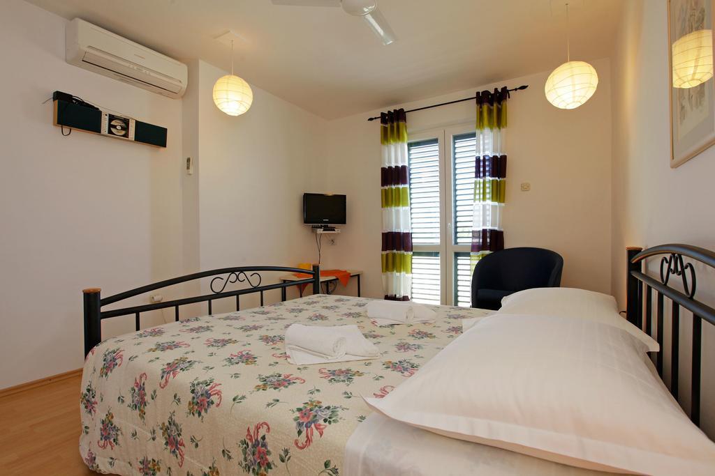Apartments Mel Bol Room photo